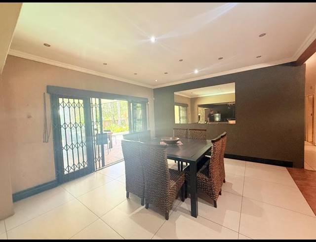 4 BEDROOM HOUSE FOR SALE IN FLORA GARDENS
